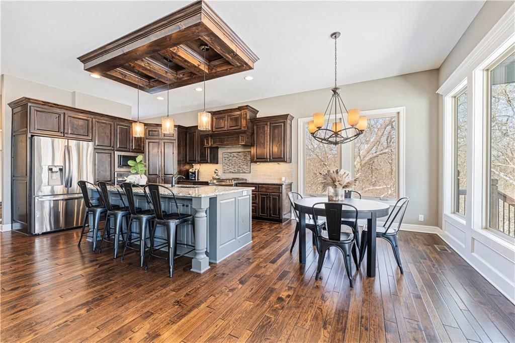 15833 W 163rd Terrace — photo 9