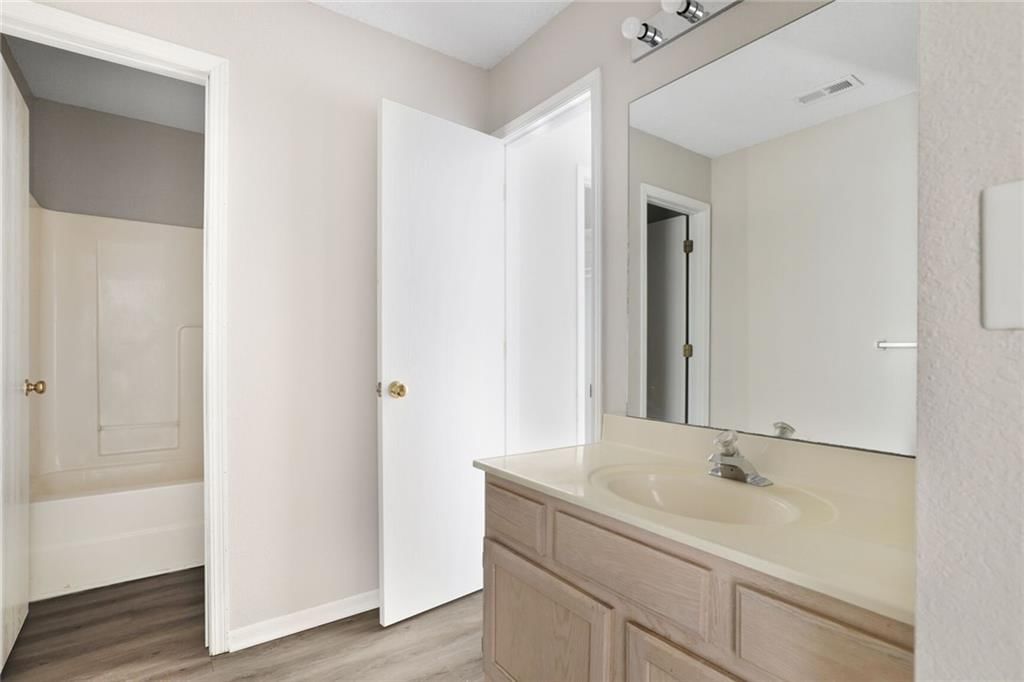 122 Cambridge Meadows Lane — photo 7