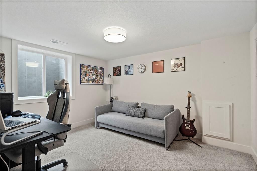 2400 W 180th Street — photo 35