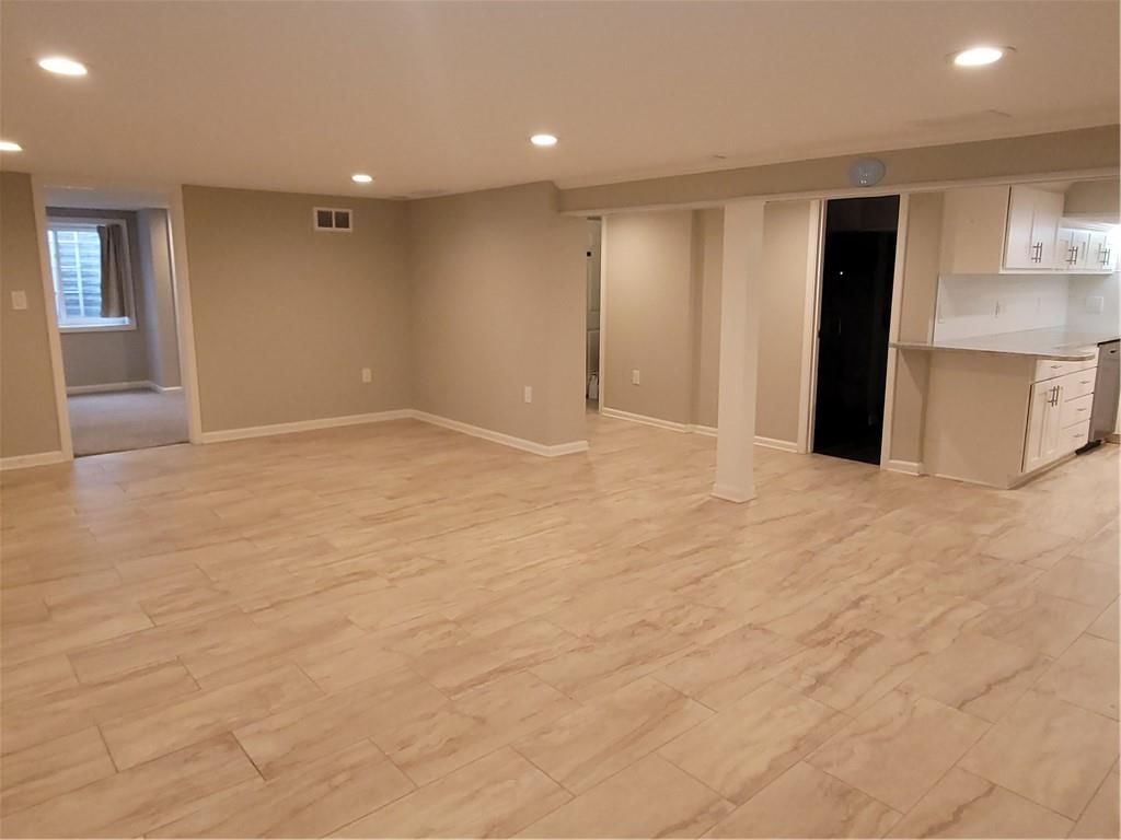 8242 Spring Valley Road — photo 20