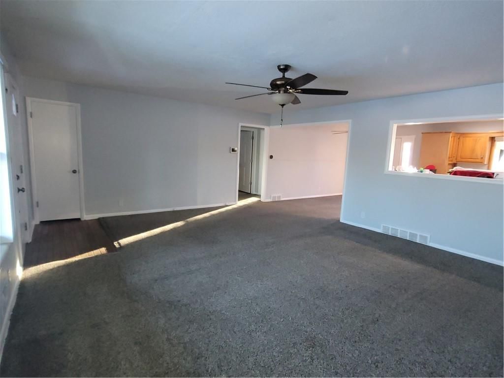 8242 Spring Valley Road — photo 3