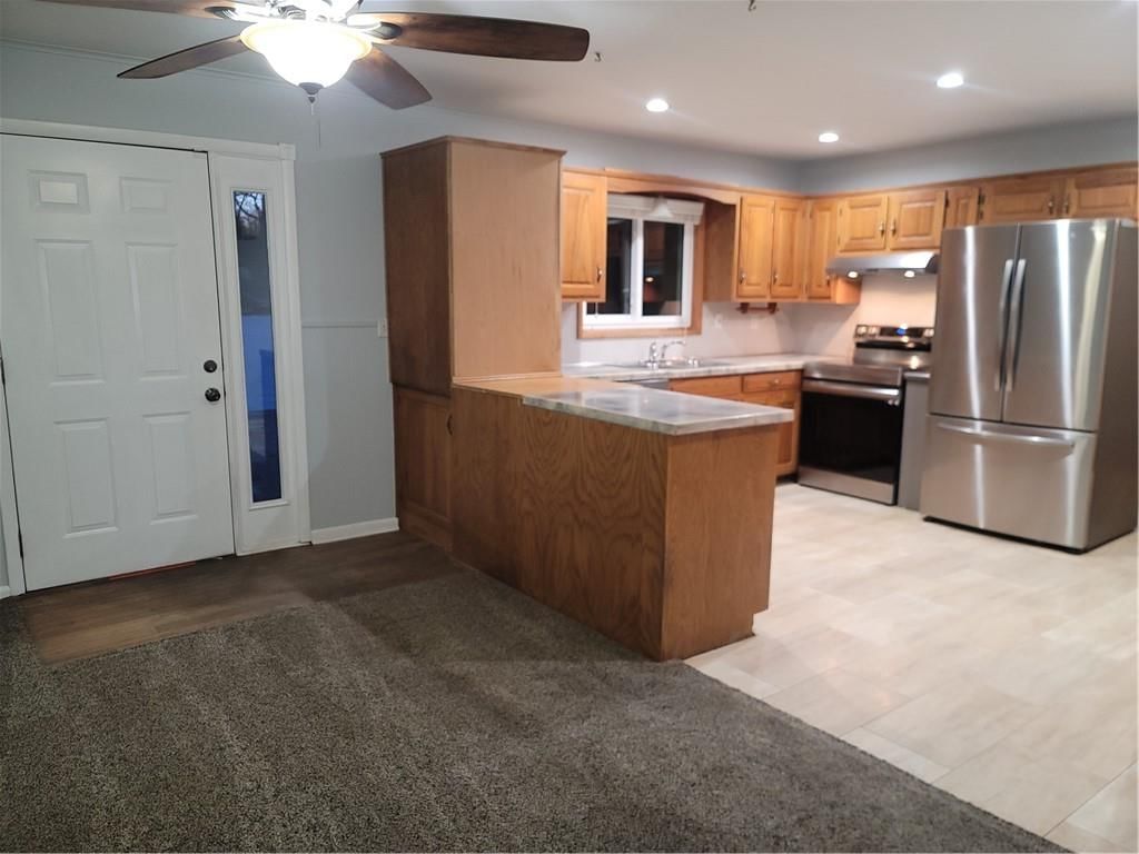 8242 Spring Valley Road — photo 5