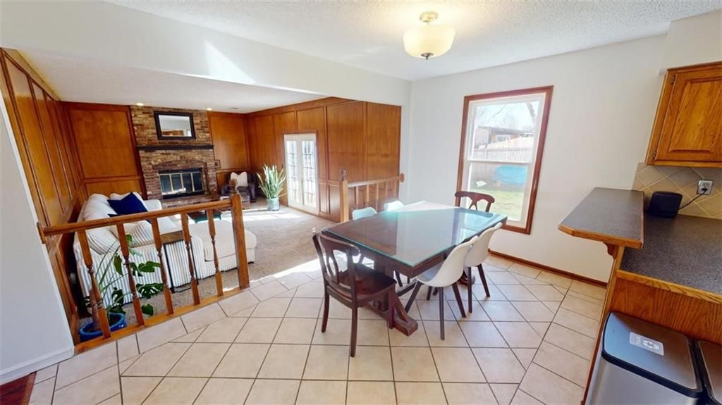 4821 Perry Lane — photo 11