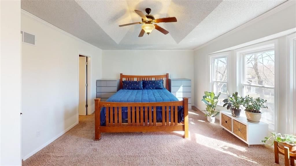 4821 Perry Lane — photo 32