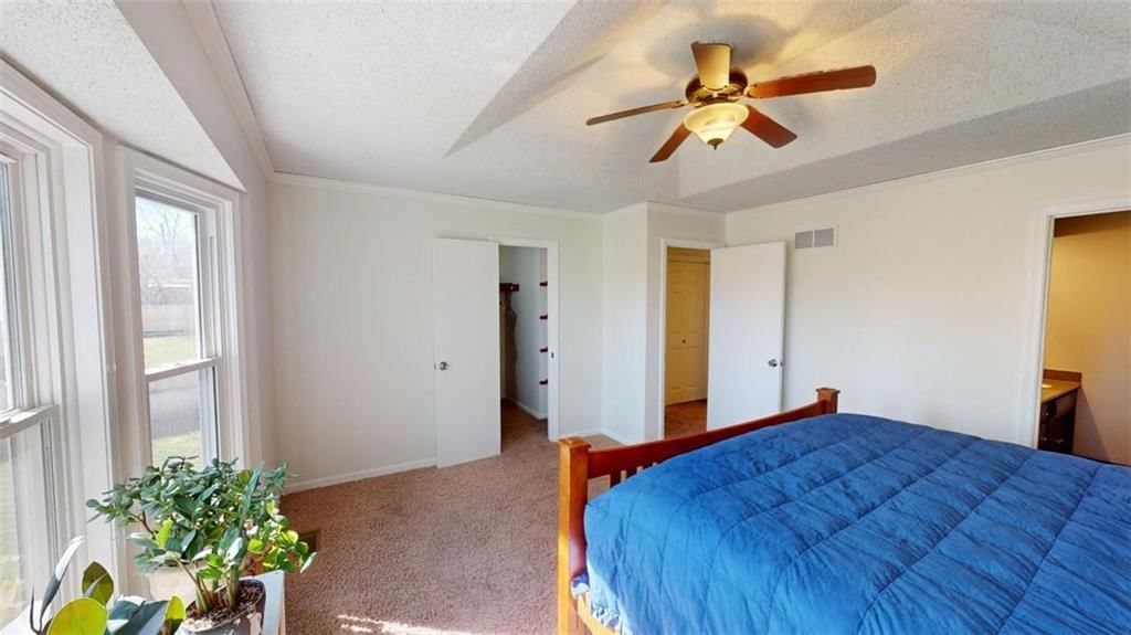 4821 Perry Lane — photo 34