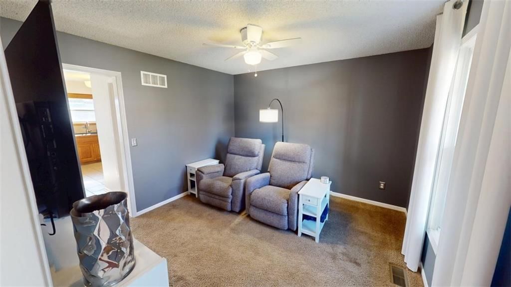 4821 Perry Lane — photo 6