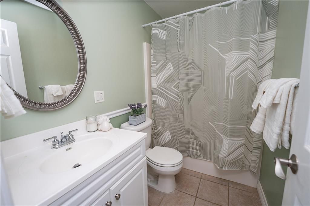 524 E 3rd Street — photo 15