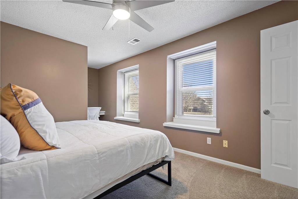 13930 S Brougham Drive — photo 37