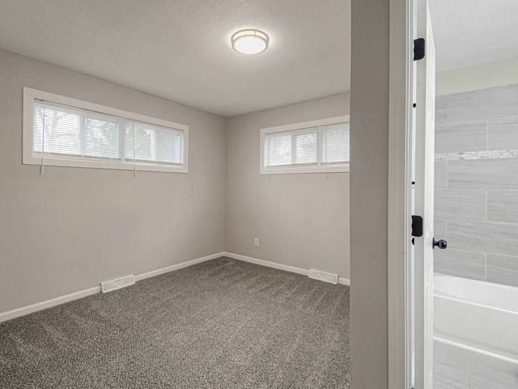 8709 E 114th Street — photo 17