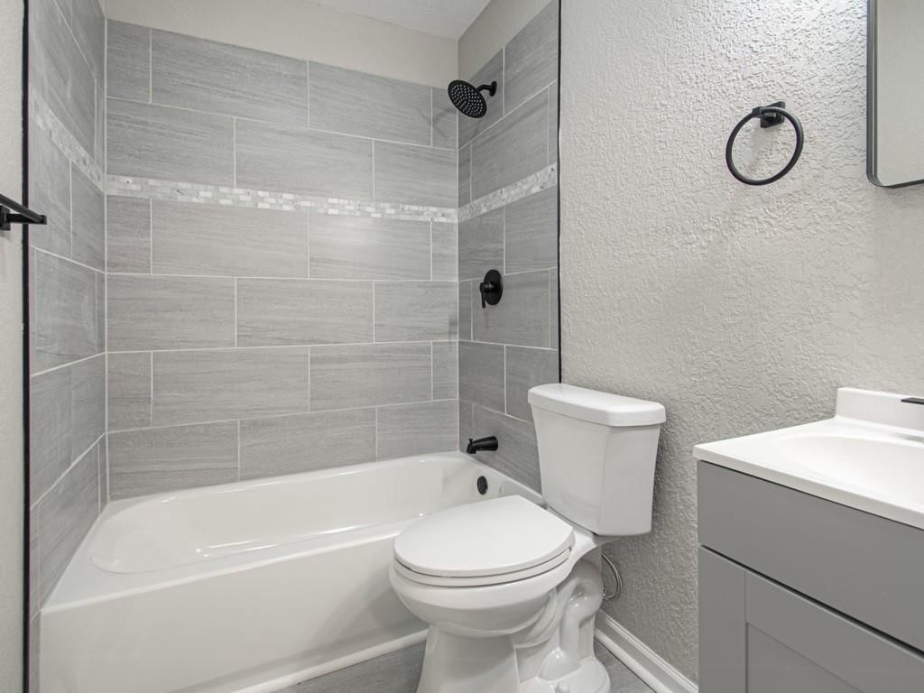 8709 E 114th Street — photo 27