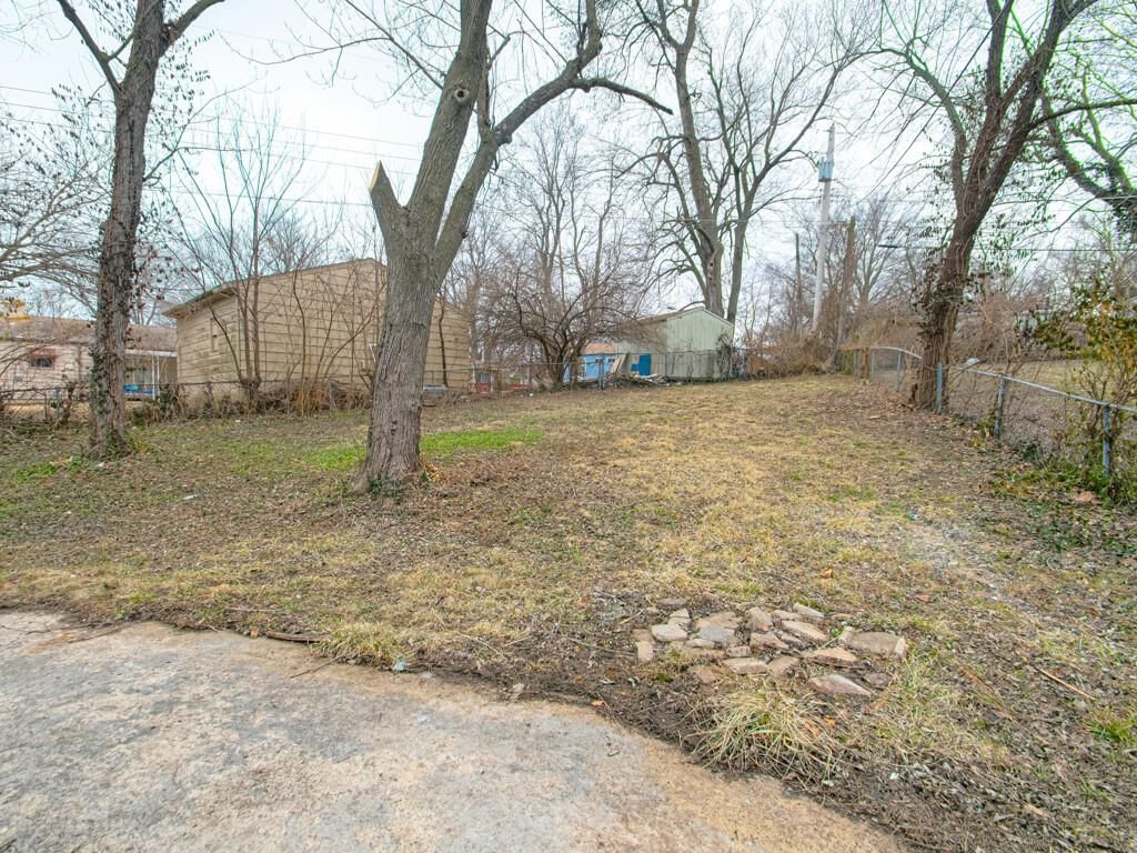8709 E 114th Street — photo 30