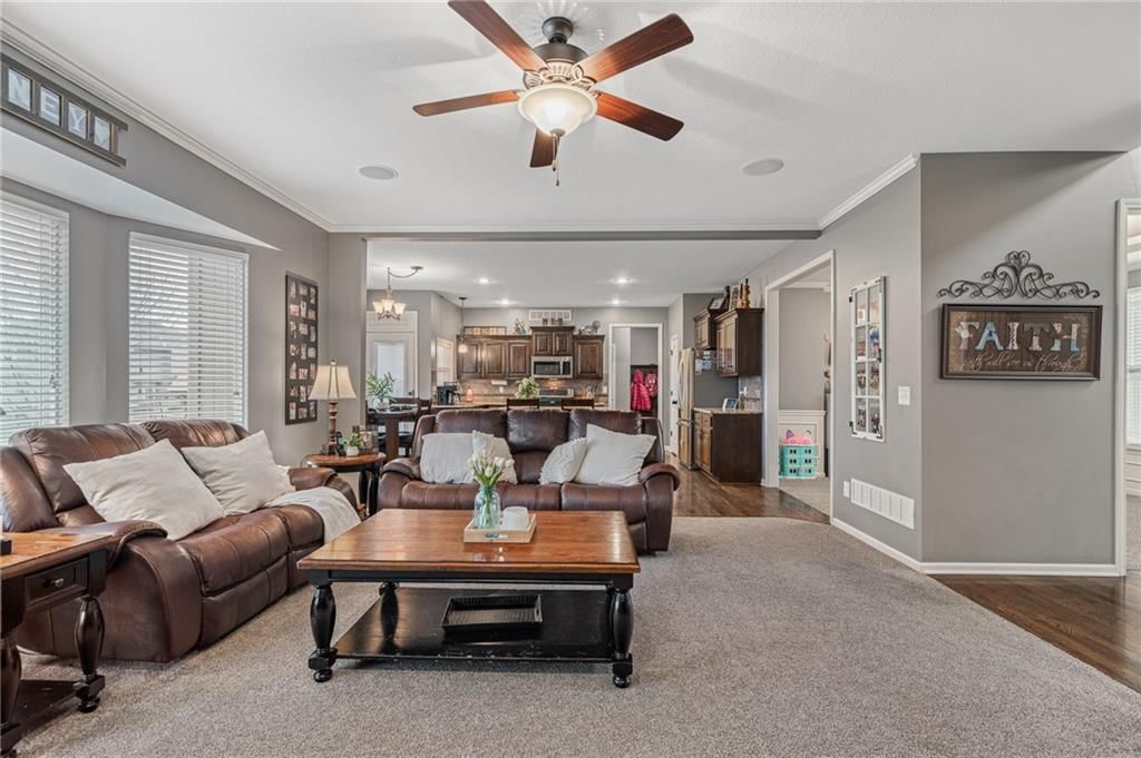 2617 W Loula Street — photo 11
