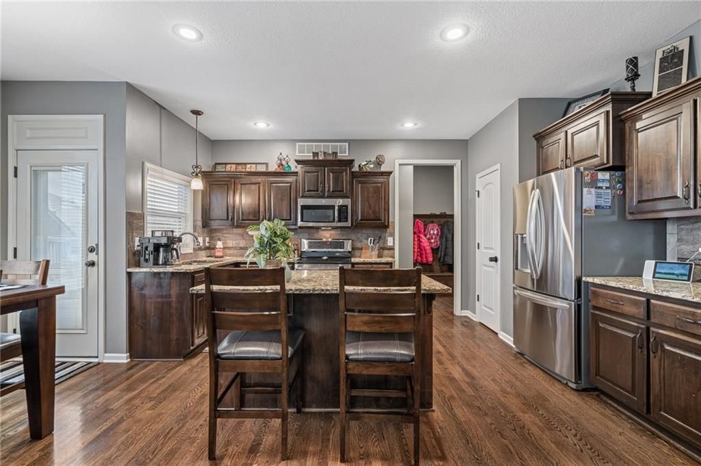 2617 W Loula Street — photo 15