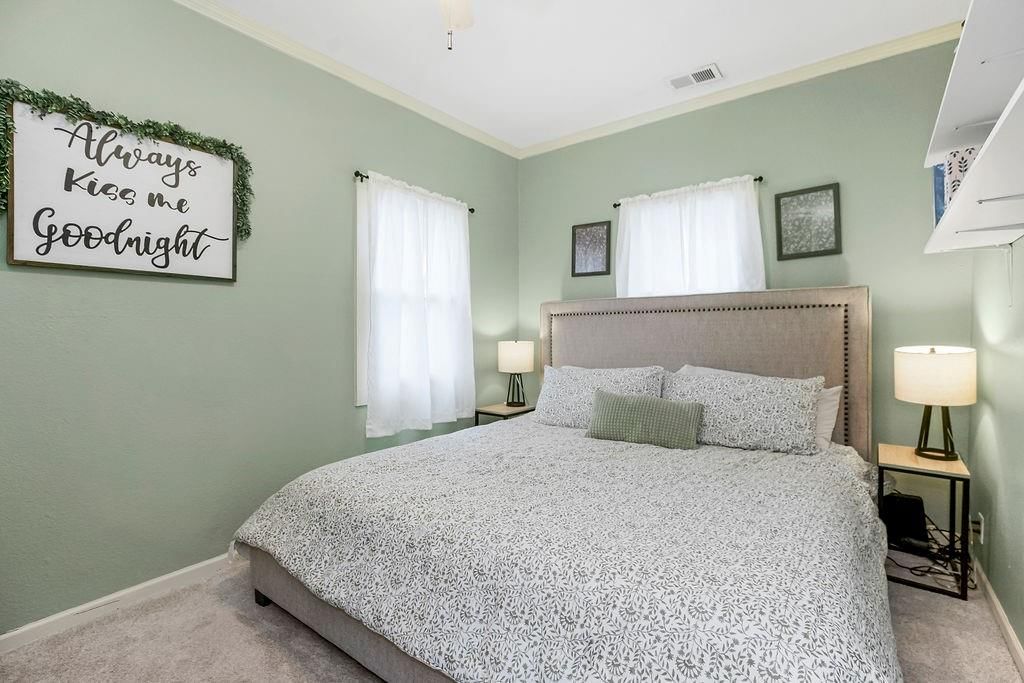 700 Green Street — photo 11