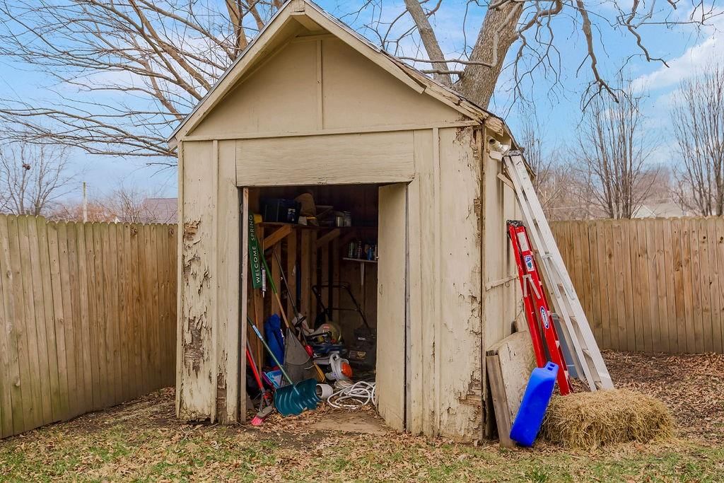 700 Green Street — photo 17