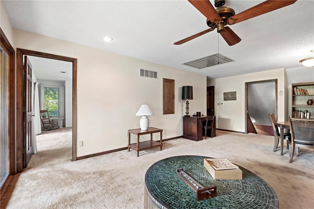 2511 Princeton Boulevard — photo 30