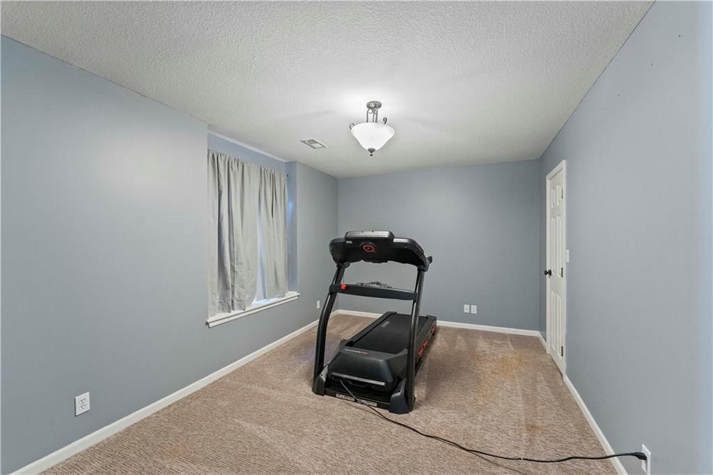 12124 Pine Valley Drive — photo 16