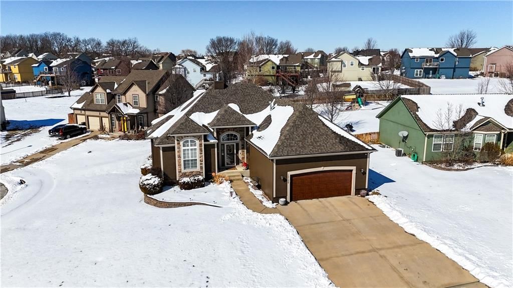 12124 Pine Valley Drive — photo 27