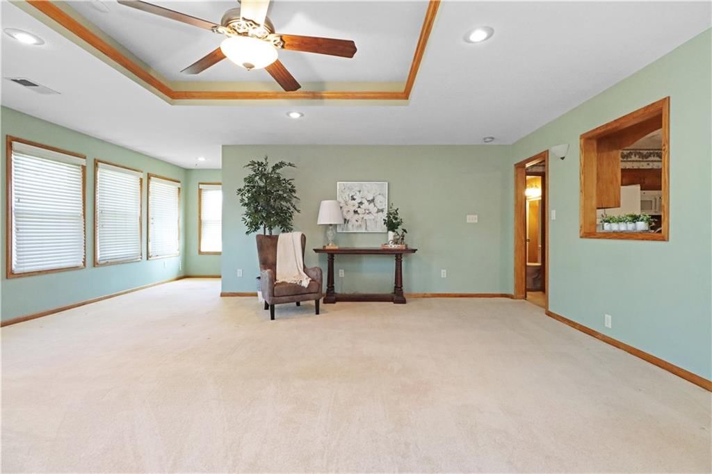 311 SW Sunset Drive — photo 6