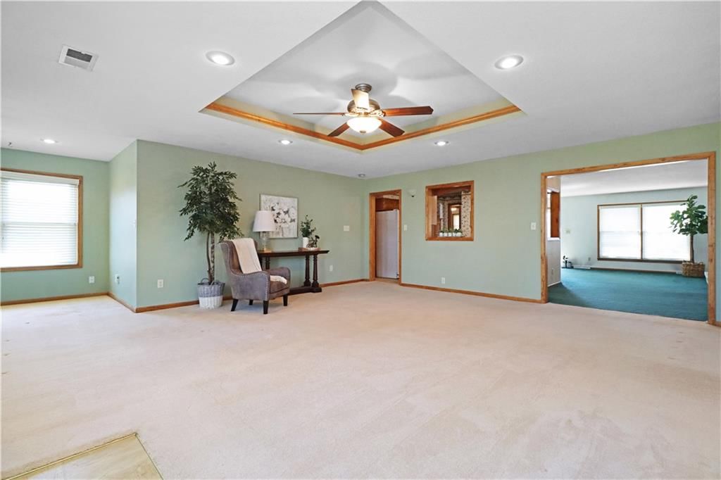 311 SW Sunset Drive — photo 8