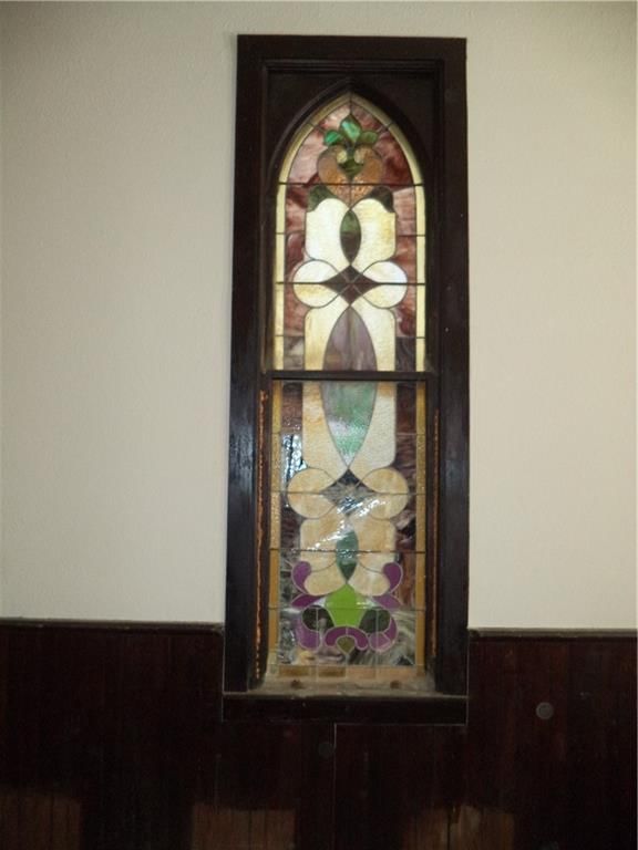 406 Montgomery Street — photo 5