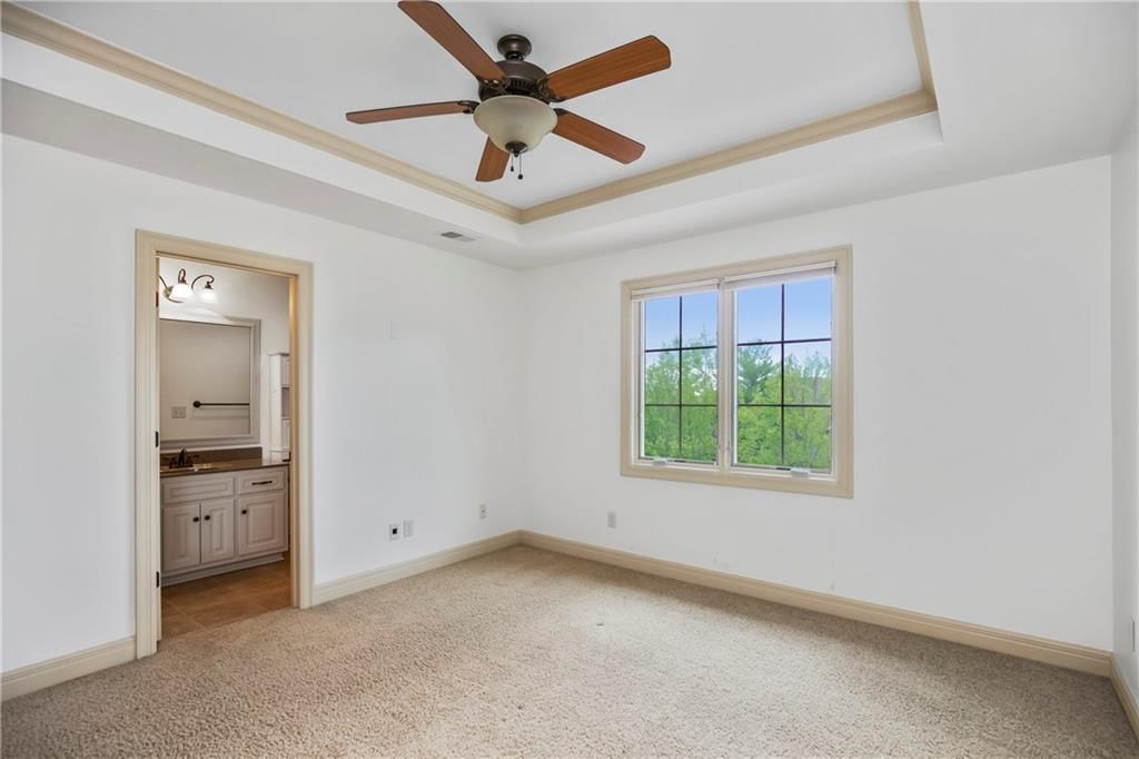 15921 King Street — photo 35