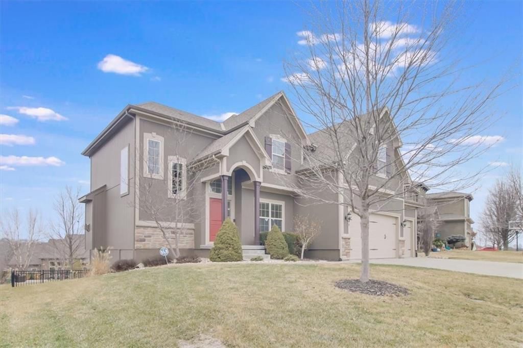 1418 Creekmor Drive — photo 2