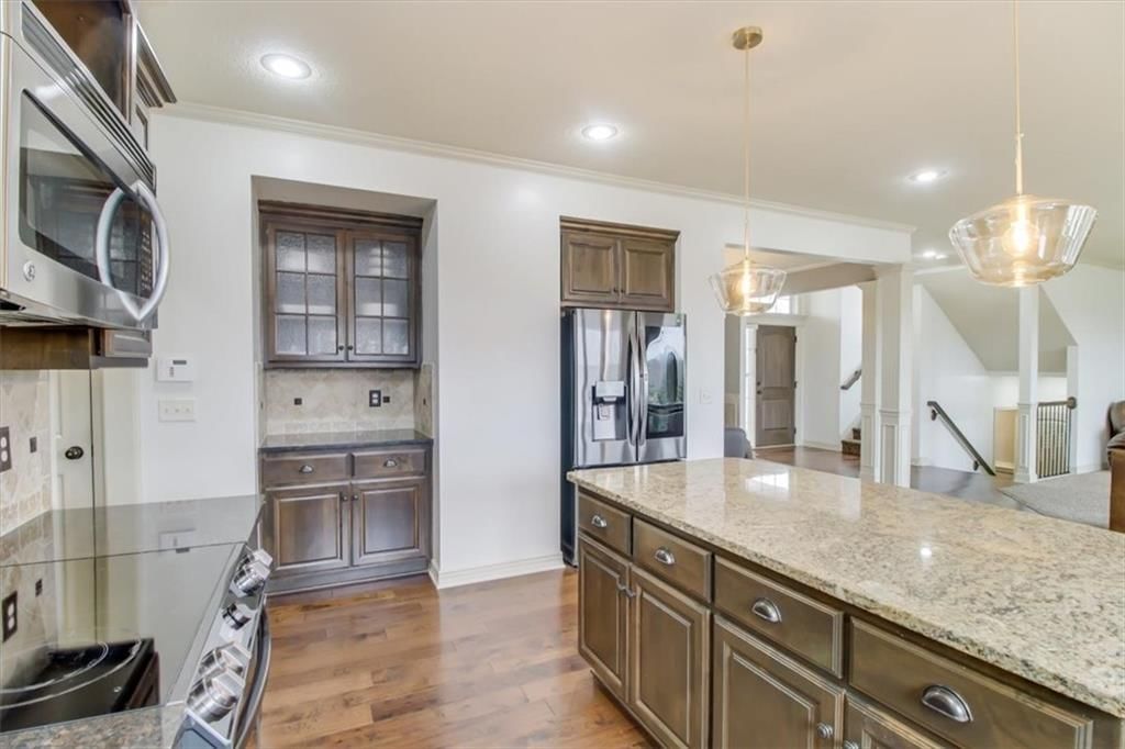 1418 Creekmor Drive — photo 11