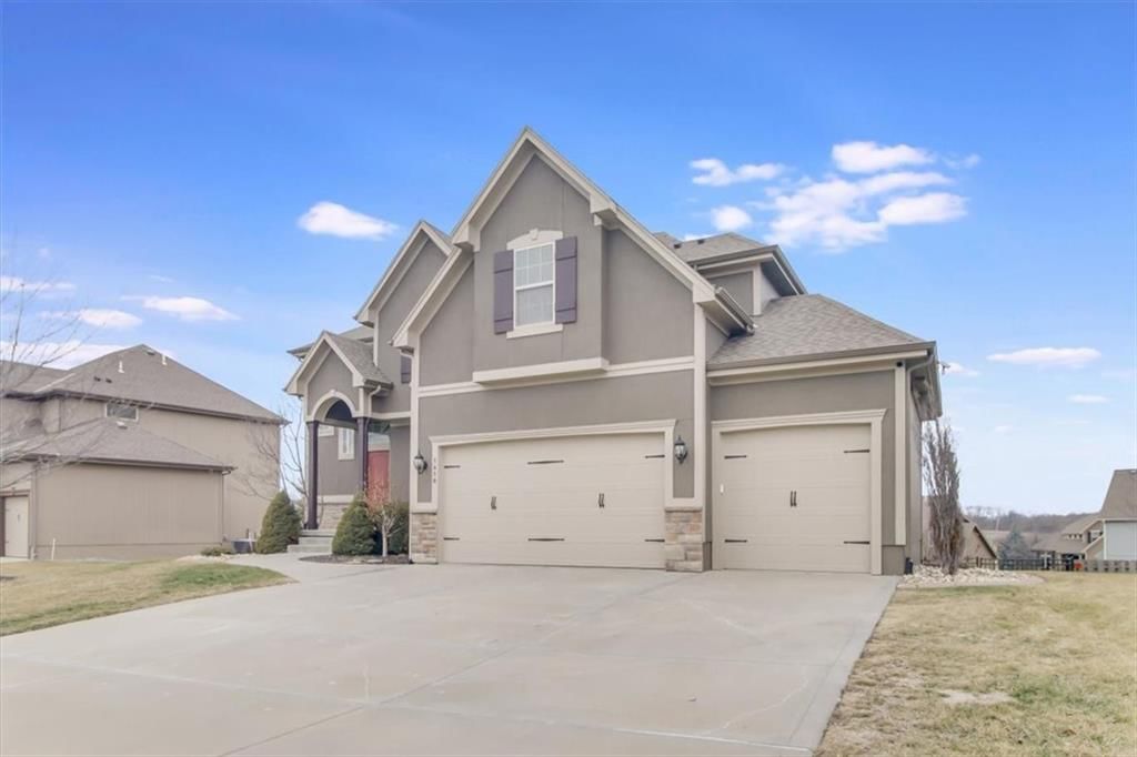 1418 Creekmor Drive — photo 3