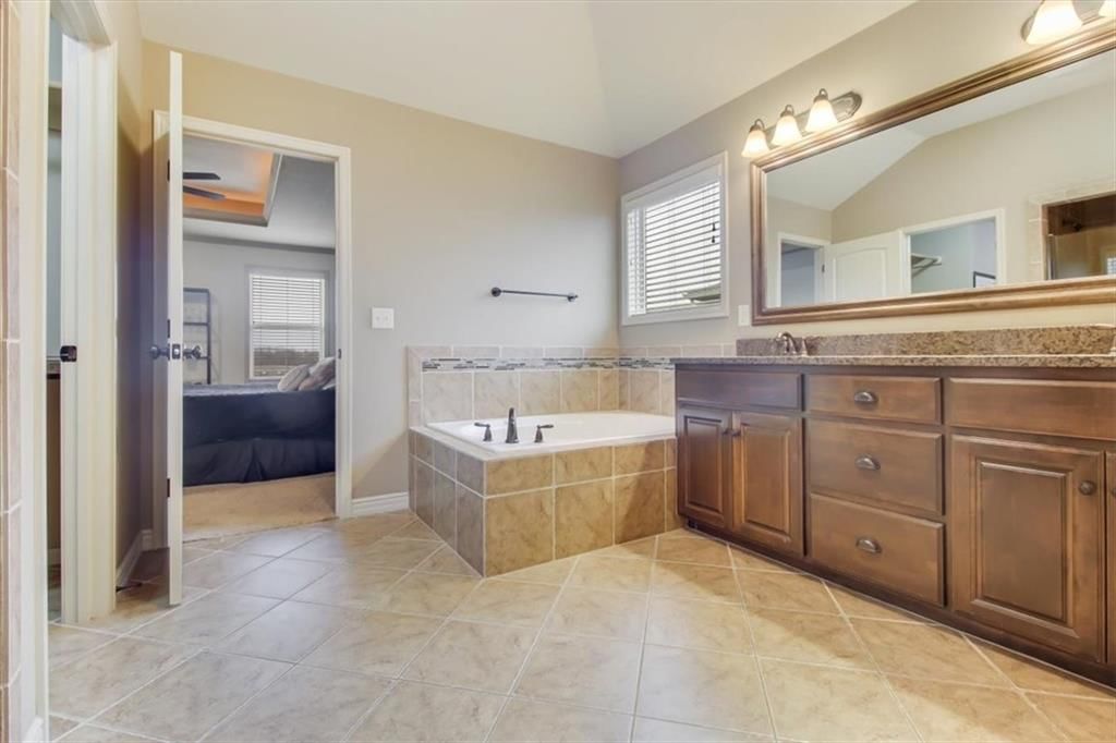 1418 Creekmor Drive — photo 21