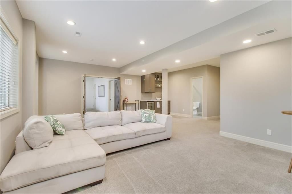 1418 Creekmor Drive — photo 24