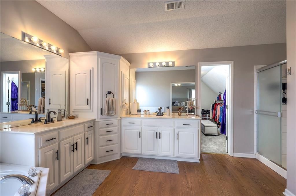 13700 Bradshaw Street — photo 23