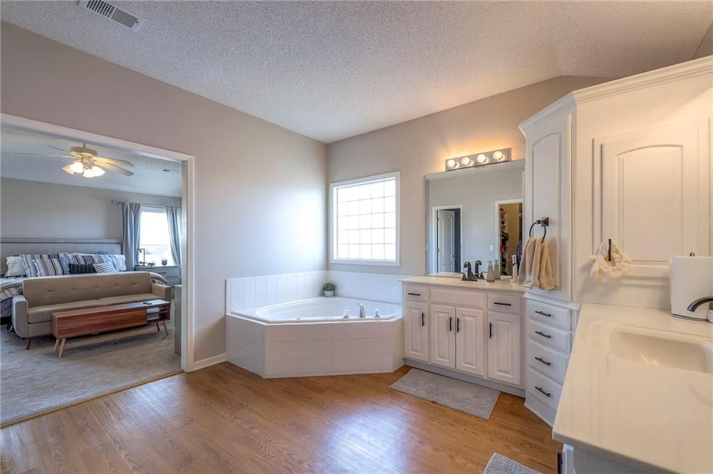 13700 Bradshaw Street — photo 24