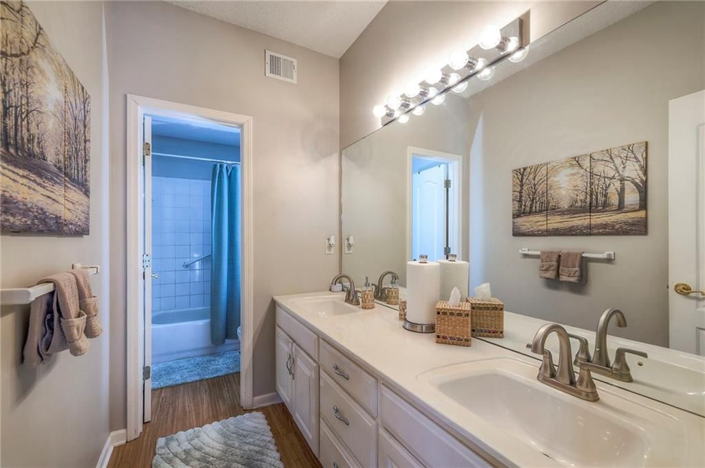 13700 Bradshaw Street — photo 29