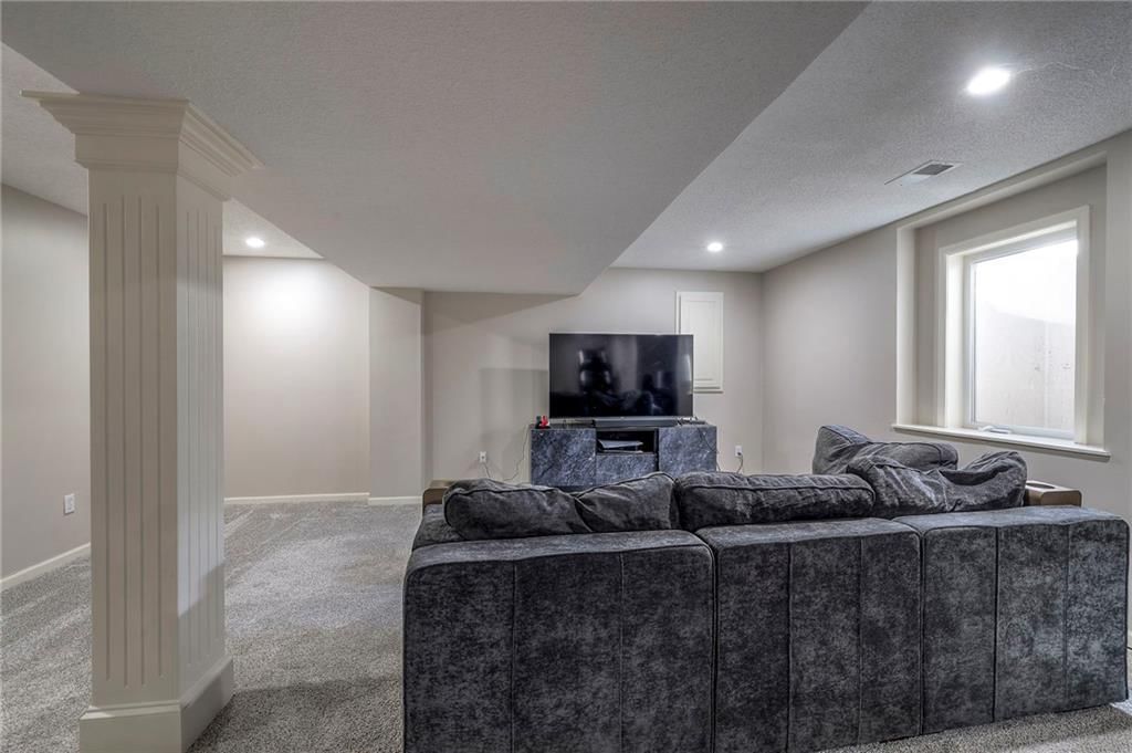 13700 Bradshaw Street — photo 35