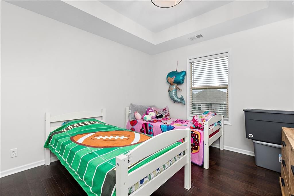 16005 Glenview Street — photo 13