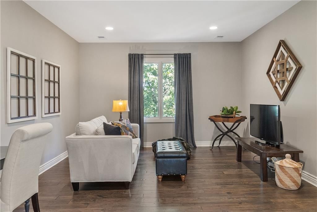 26674 Greentree Court — photo 33