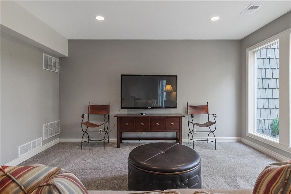 26674 Greentree Court — photo 47