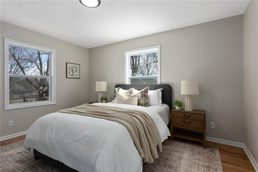1504 Thompson Avenue — photo 22