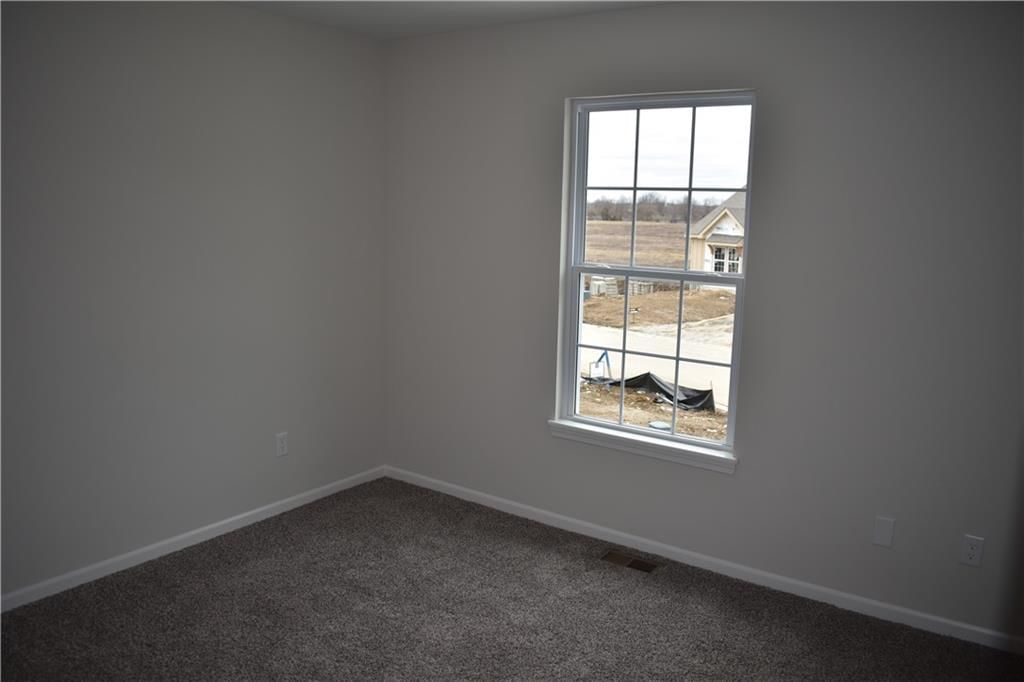 1105 Noah Lane — photo 17