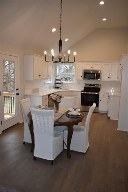 1105 Noah Lane — photo 4