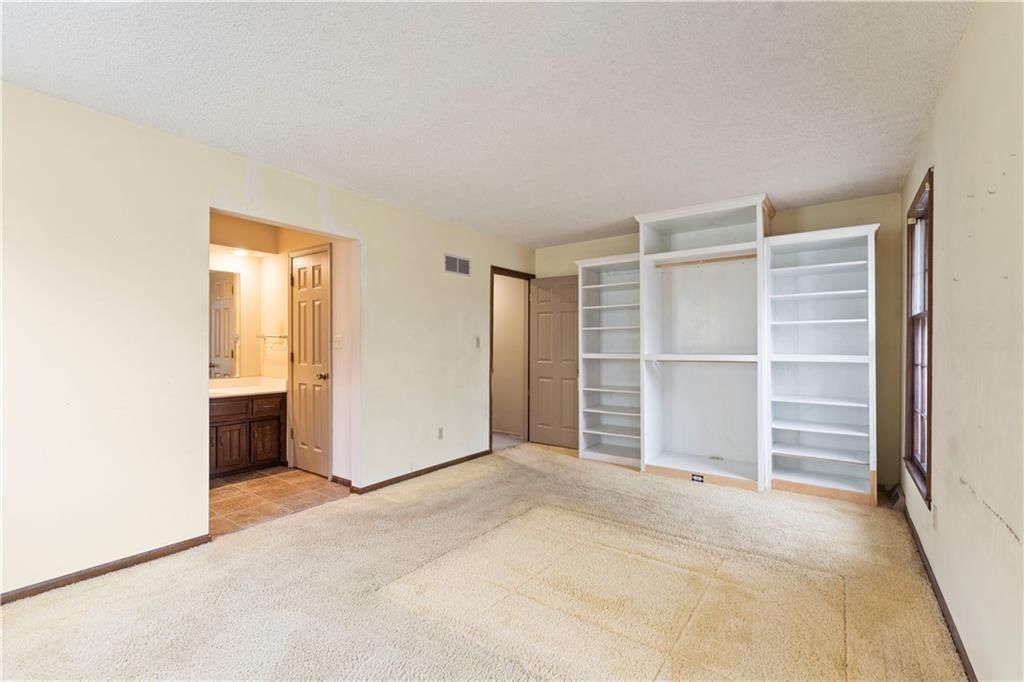 402 NE Noeleen Lane — photo 13