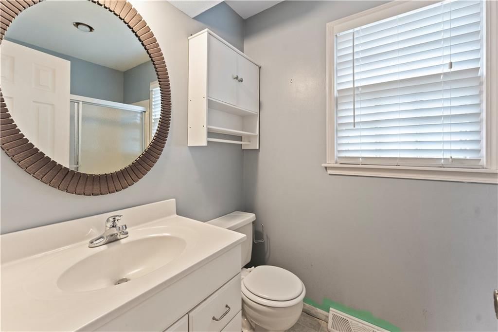 402 NE Noeleen Lane — photo 22