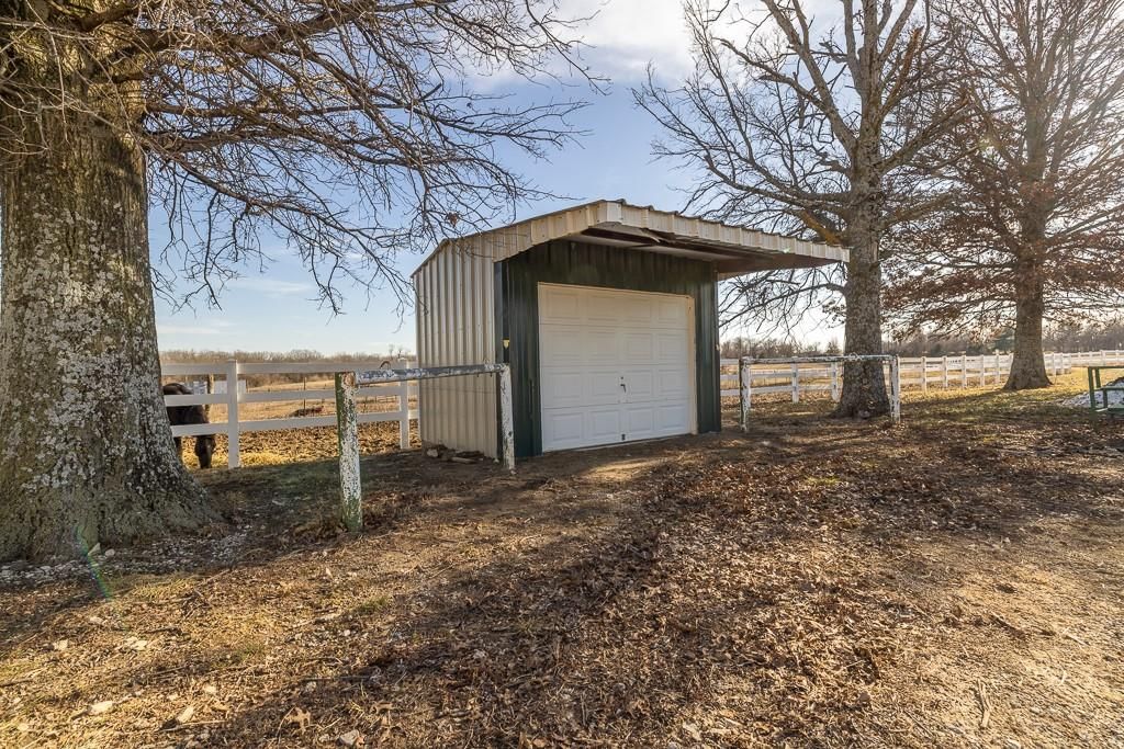 1145 NW US 50 Highway — photo 97