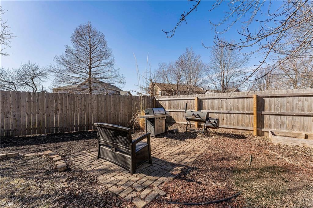 16344 S Brentwood Street — photo 32