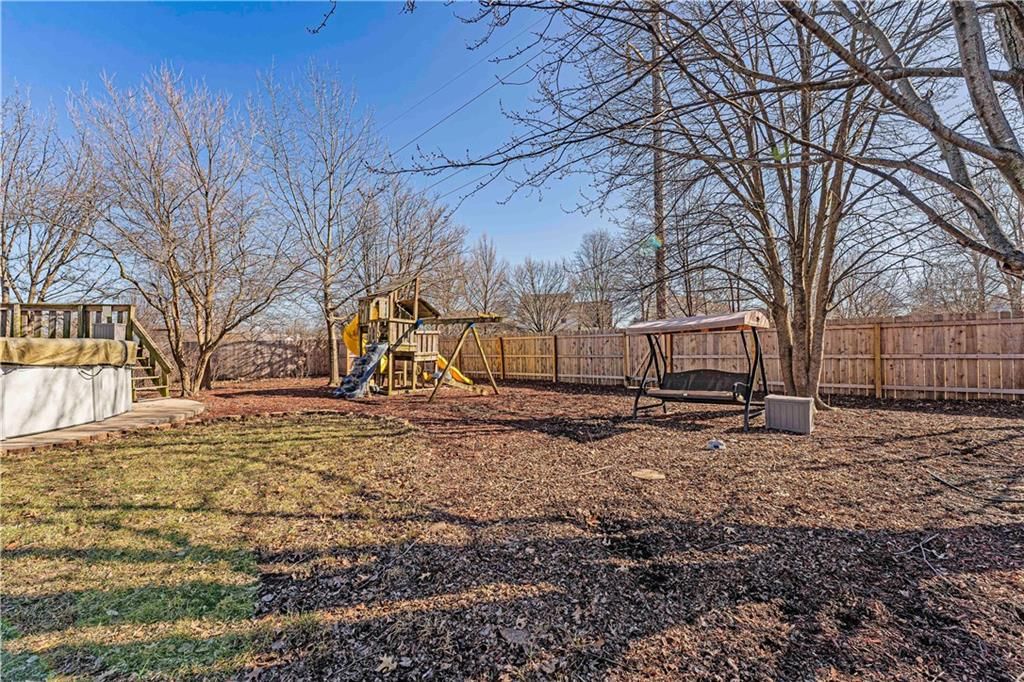 16344 S Brentwood Street — photo 36