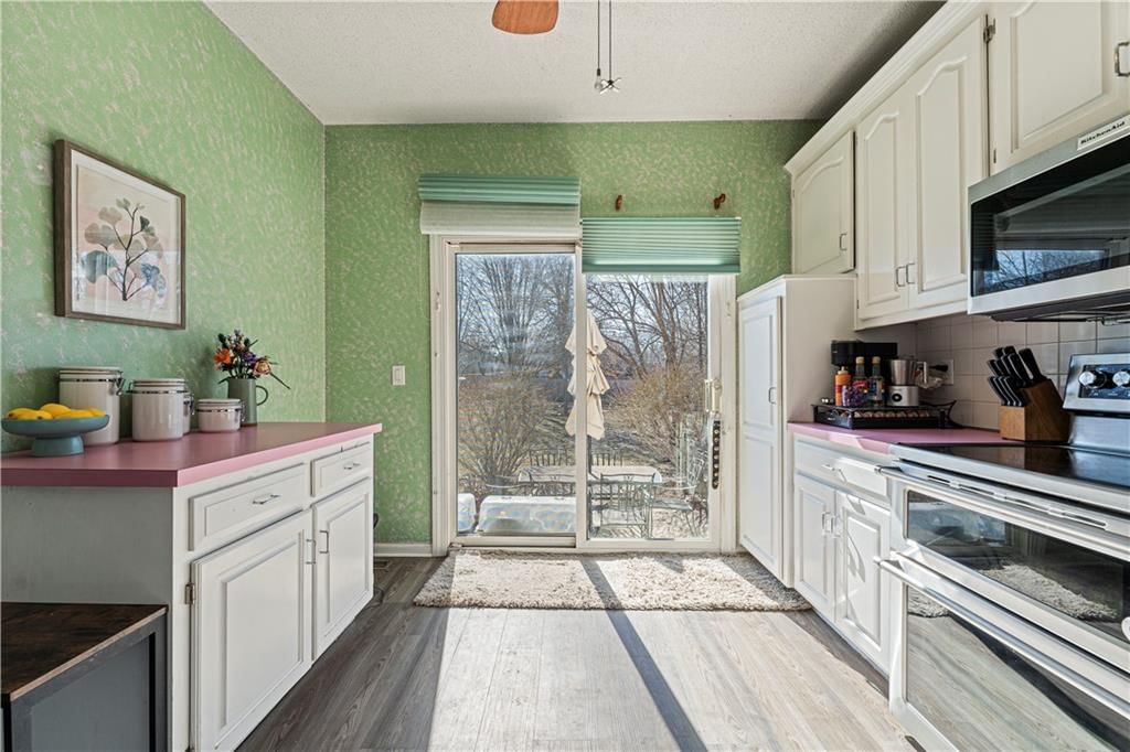 16344 S Brentwood Street — photo 7