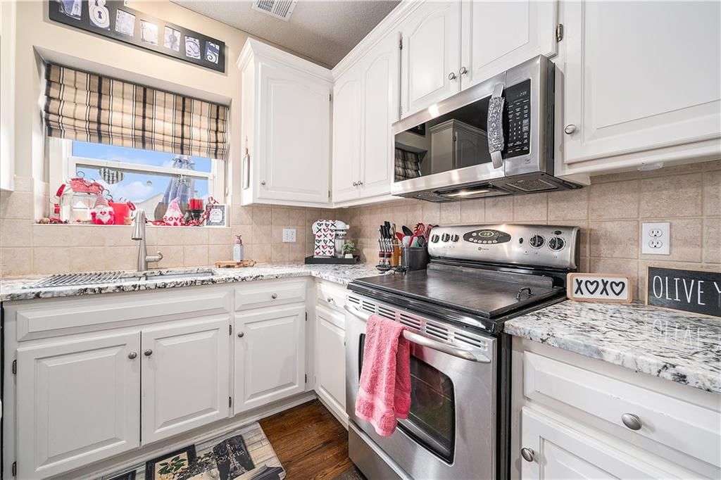 19486 W 207th Place — photo 9