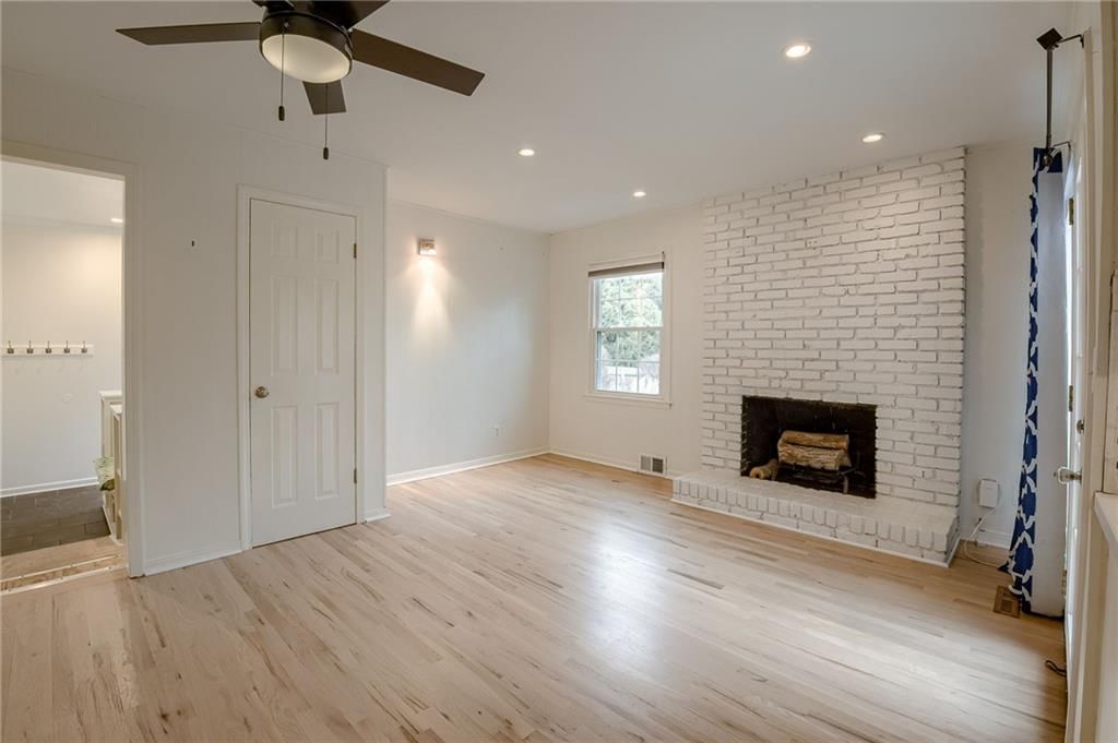 7708 W 96th Street — photo 11