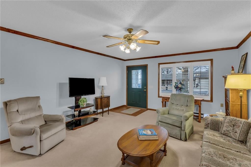 8202 E 189th Terrace — photo 4